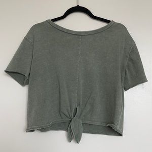 🌑 Knot Front Short Sleeve Shirt